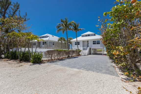 H-390 Gulf Blvd - Image 1