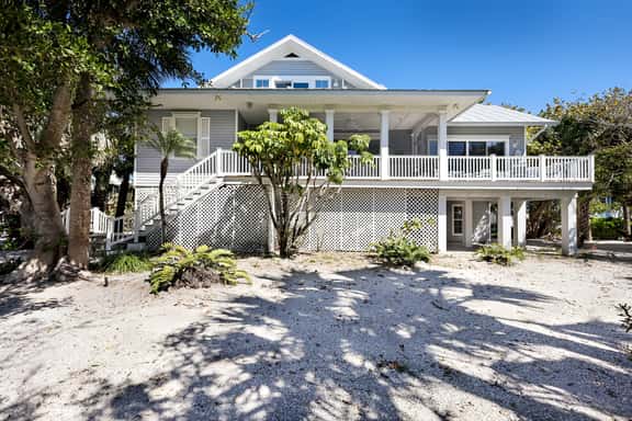 H-411 Gulf Blvd - Image 1