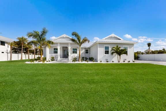 H-16000 Gulf Shores Dr - Image 1