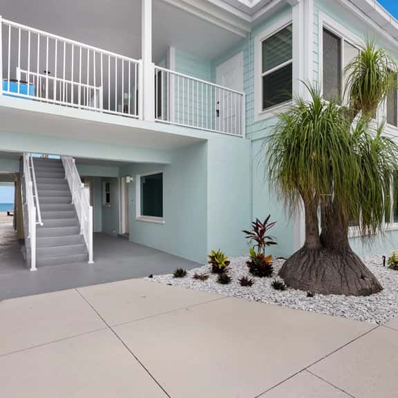 BG Beach Club 2D - Image 1