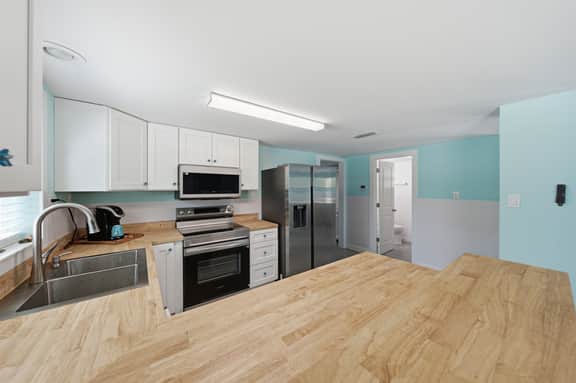 H-381 Gasparilla Street - Image 2