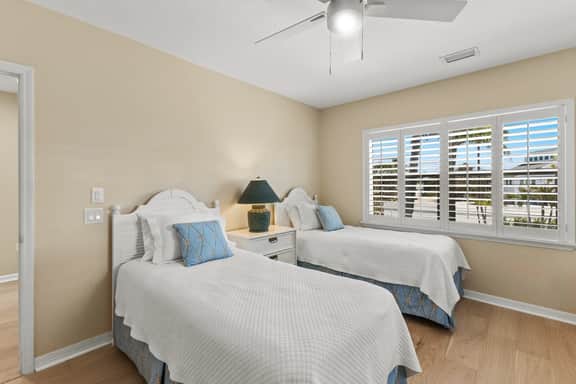 H-390 Gulf Blvd - Image 5